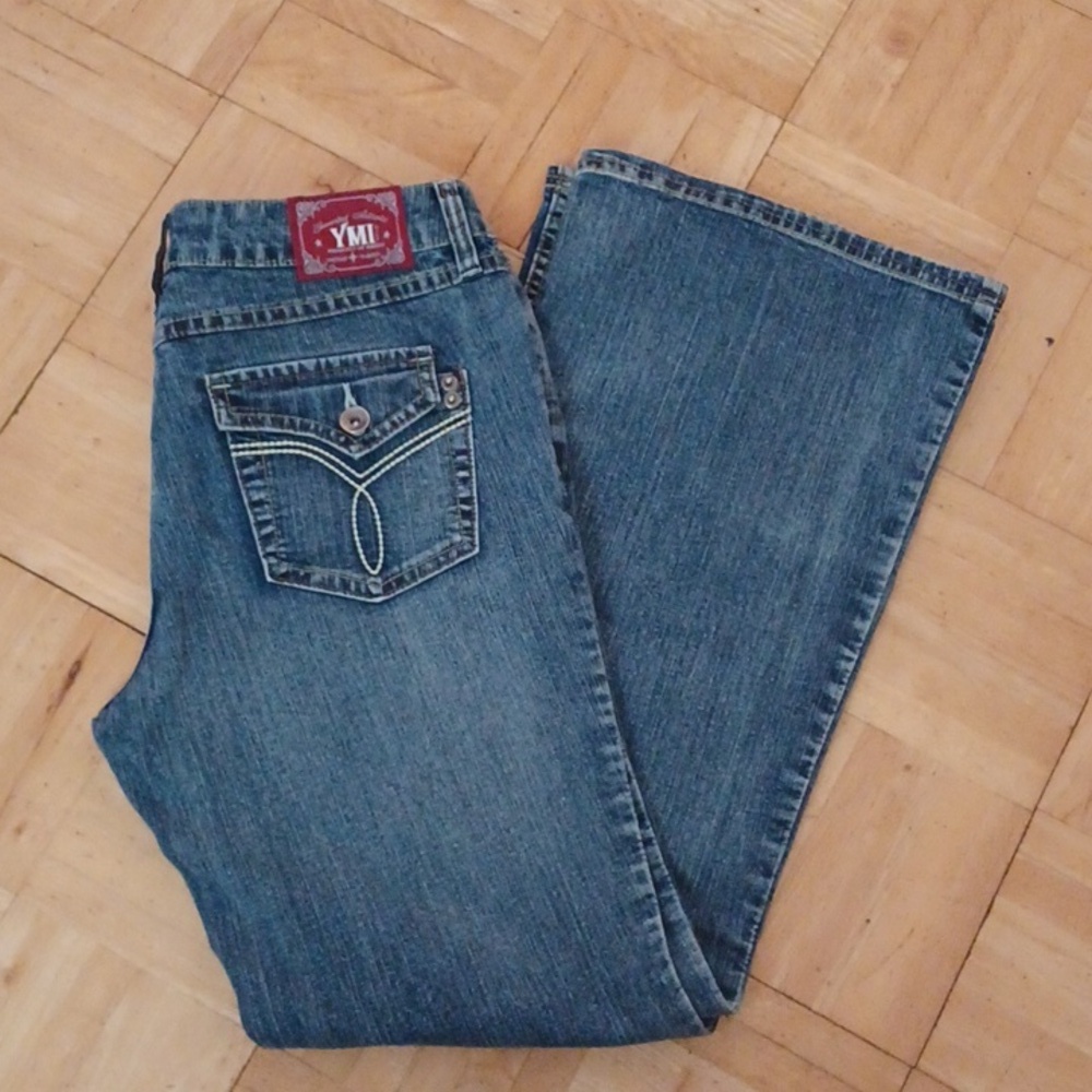YMI from the city of angles jeans Jr. Size 11 flared legs